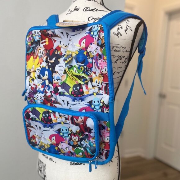 SONIC THE HEDGEHOG LAPTOP BACKPACK AND GAME CASE GAMER GAMING VERSATILE ICONIC